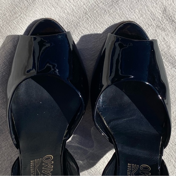Ferragamo VINTAGE Patent Leather Peep Toe High Heels - Picture 12 of 15